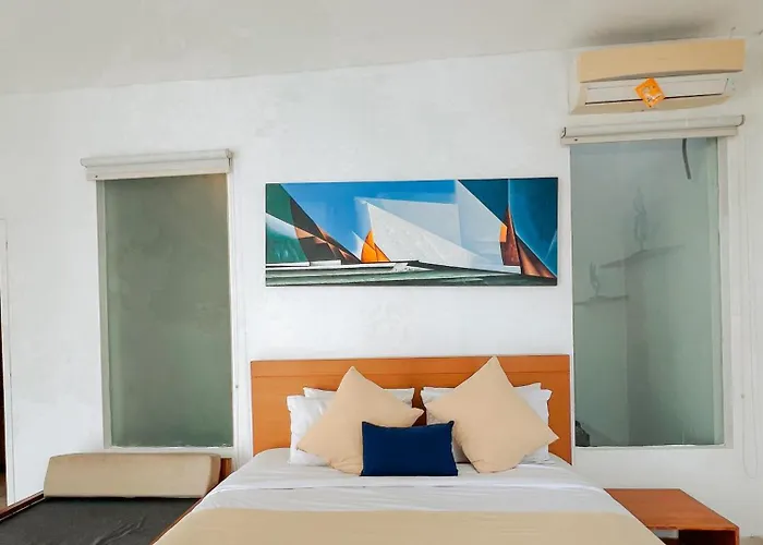 Apple & Apartments, Close To Canggu & Seminyak Holiday park 4*