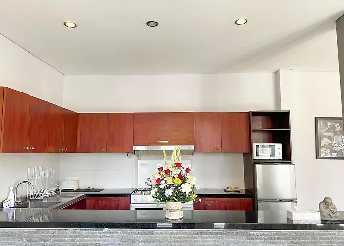 Apple & Apartments, Close To Canggu & Seminyak منتزه العطل