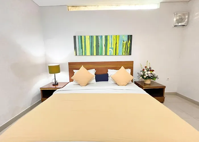 Apple & Apartments, Close To Canggu & Seminyak 4* Kerobokan (Bali)