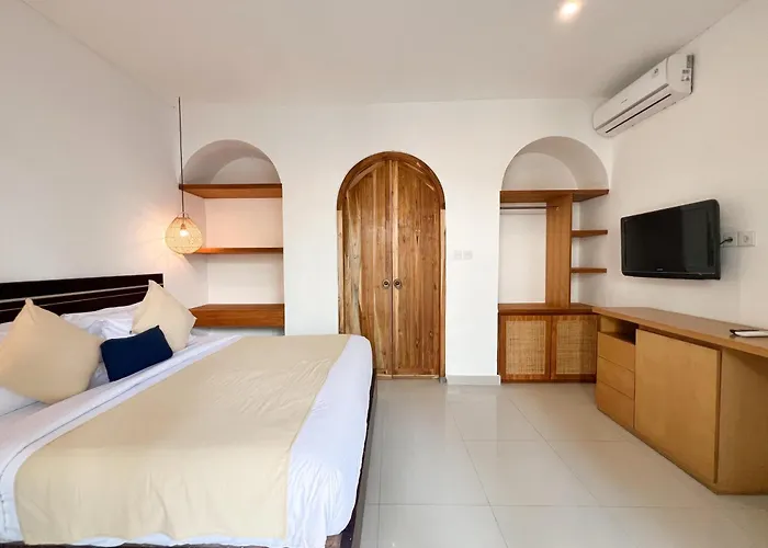 Apple & Apartments, Close To Canggu & Seminyak Holiday park 4*
