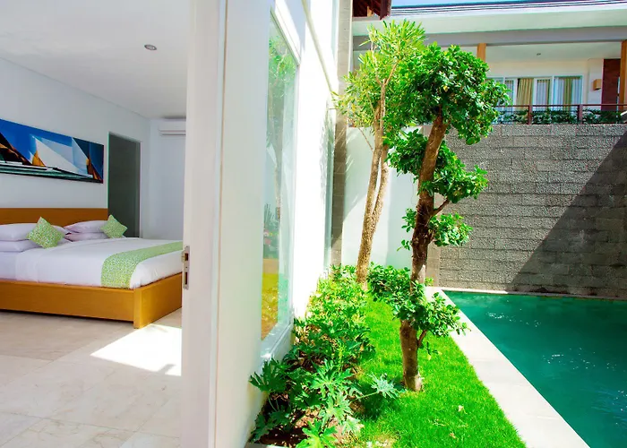Apple & Apartments, Close To Canggu & Seminyak Holiday park 4*
