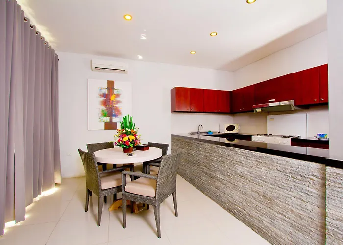 Apple & Apartments, Close To Canggu & Seminyak Holiday park