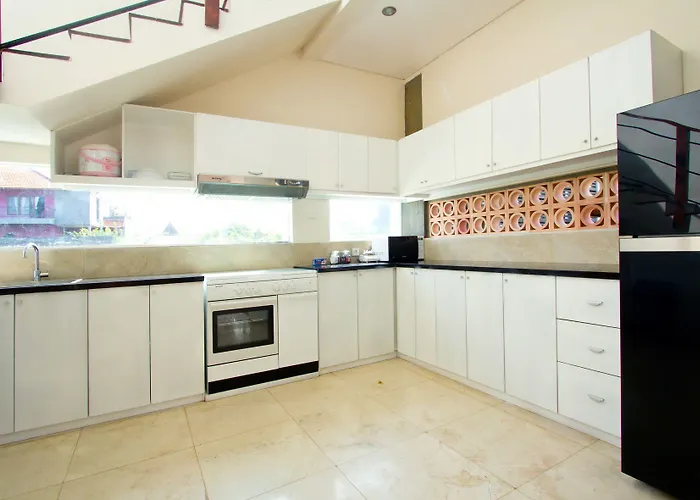 Holiday park Apple & Apartments, Close To Canggu & Seminyak