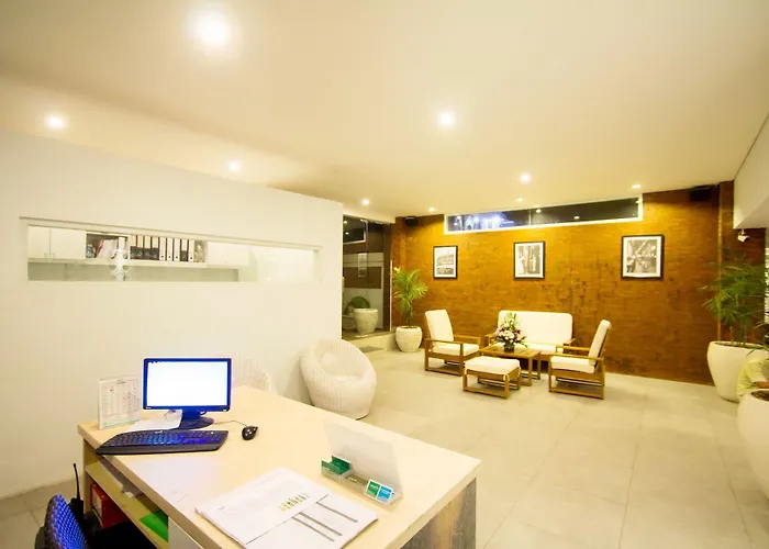 Apple & Apartments, Close To Canggu & Seminyak Kerobokan (Bali)