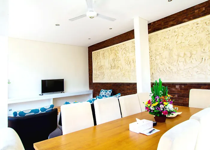 Apple & Apartments, Close To Canggu & Seminyak 4* Kerobokan (Bali)