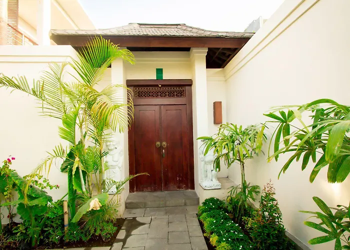 Apple & Apartments, Close To Canggu & Seminyak Kerobokan (Bali)
